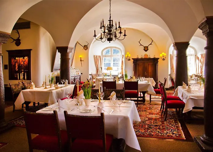 Hotel Und Restaurant Burg Schnellenberg Attendorn