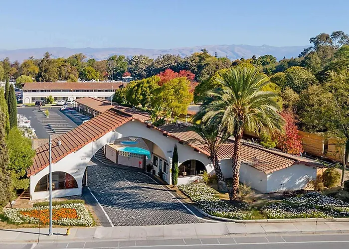 Super 8 By Wyndham San Jose Airport