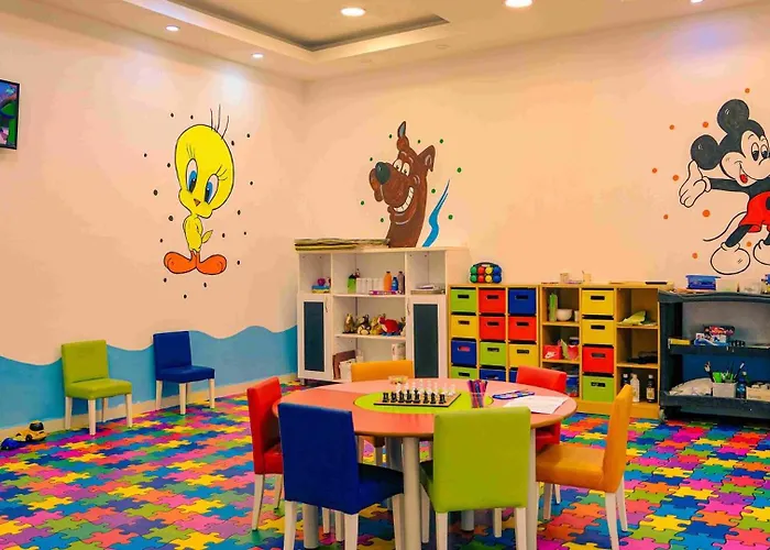 Dream World Resort & Spa Side