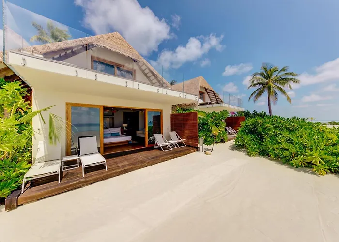 Cinnamon Velifushi Maldives