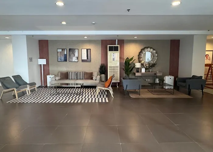 Studio Unit Amaia Skies Shaw