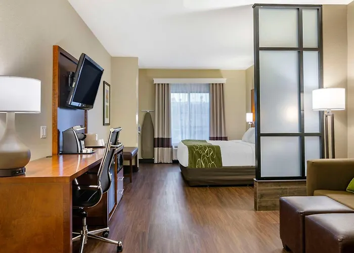 Comfort Suites Helena Airport