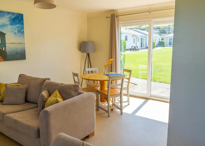 Croyde Bay Hotel Or Self Catering
