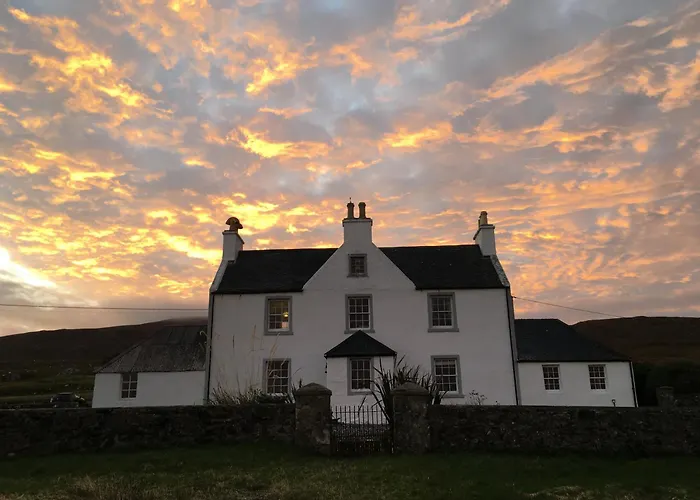 Scarista House