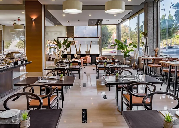Elba Almeria Business & Convention Hotel