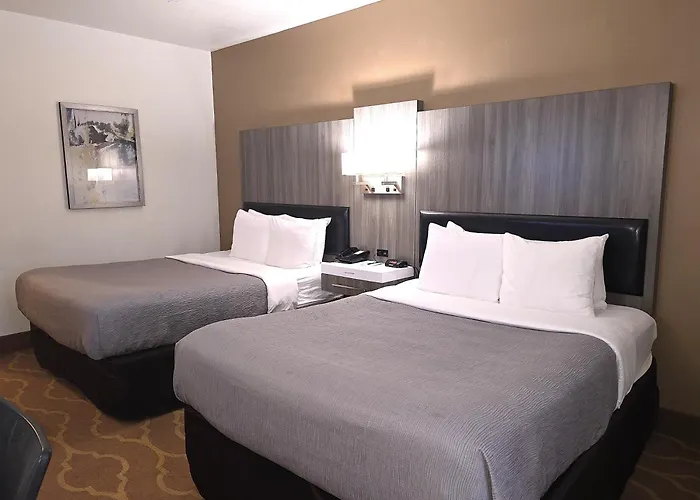 Quality Inn & Suites Longview Kelso