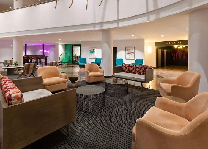Wyndham Garden Norfolk Downtown