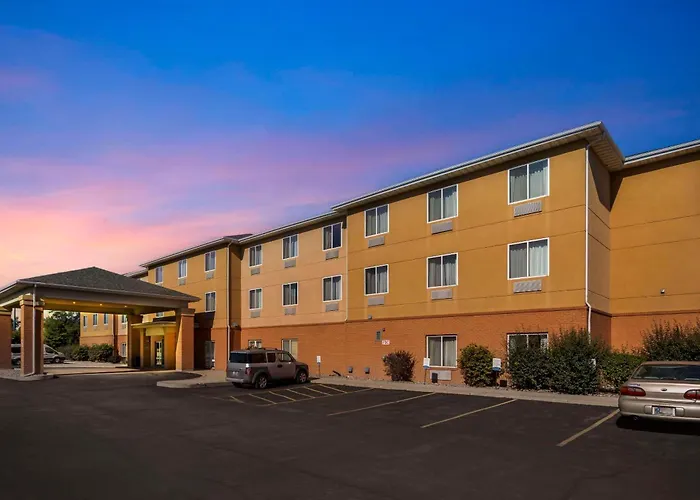 Comfort Inn & Suites Porter Near Indiana Dunes