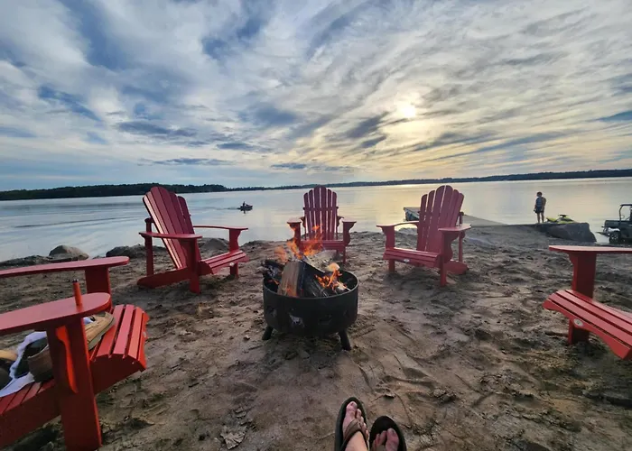 Stoco Lake Lodge Tweed
