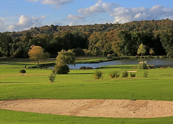 Chateau De Boisgelin - Hotel & Restaurant Mathieu Kergourlay Plehedel