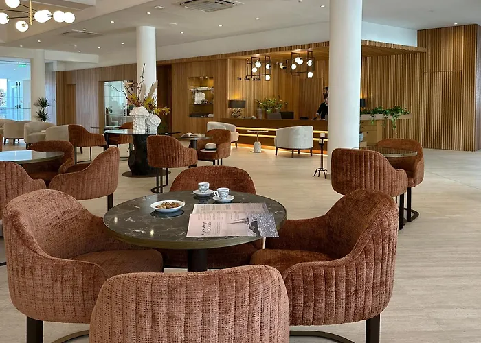 King Jason Paphos - Designed For Adults By Louis Hotels