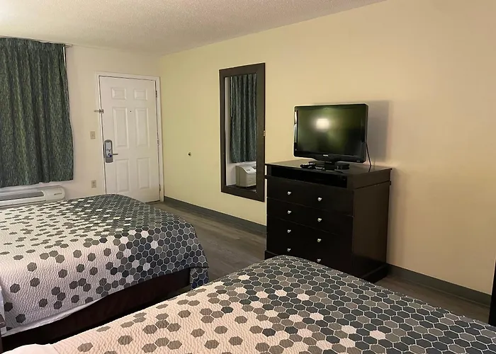 Econo Lodge Inn & Suites Sweetwater I-20