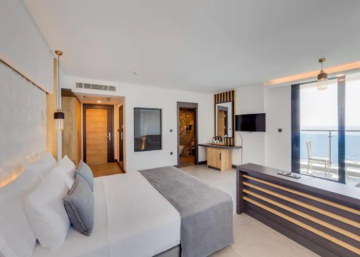 Signature Blue Resort Kuşadası