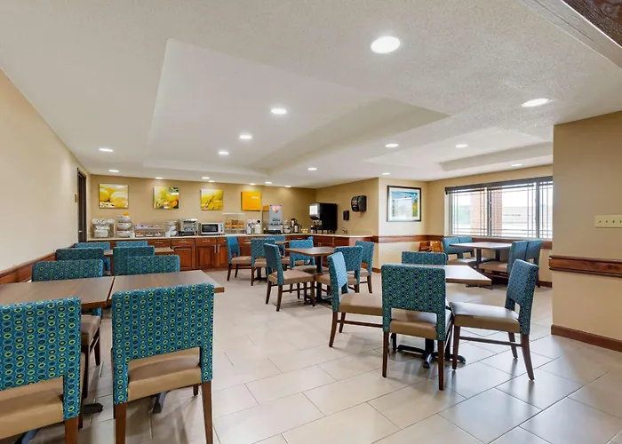 Comfort Inn & Suites Milford