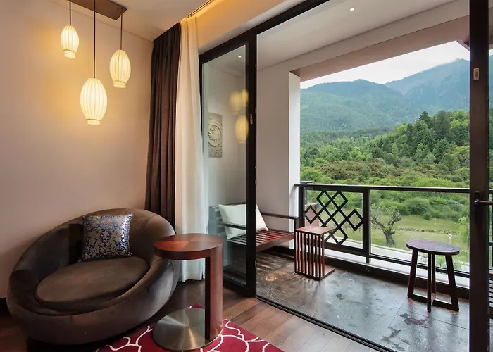 Hilton Linzhi Resort