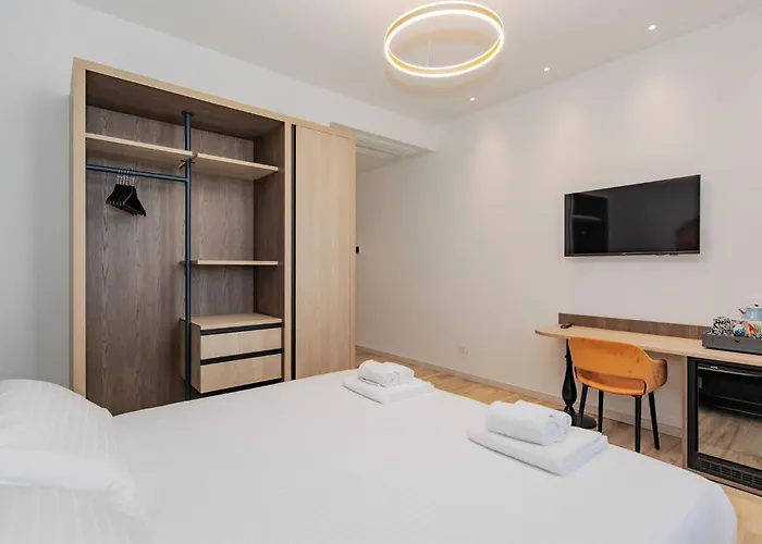 Ophelia Hotel Cazzago San Martino