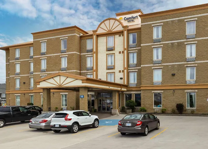Comfort Hotel Bayer'S Lake