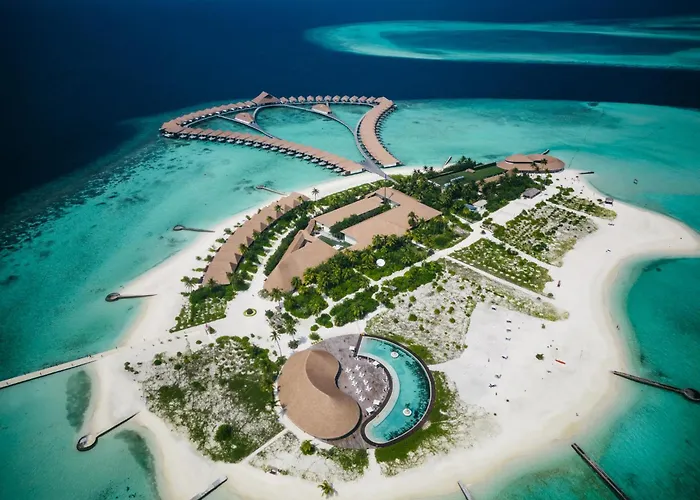 Cinnamon Velifushi Maldives