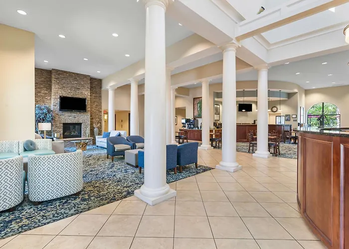 Best Western Plus Westgate Inn And Suites Leland