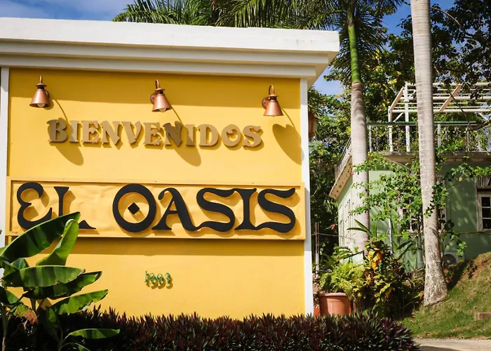 El Oasis Hotel