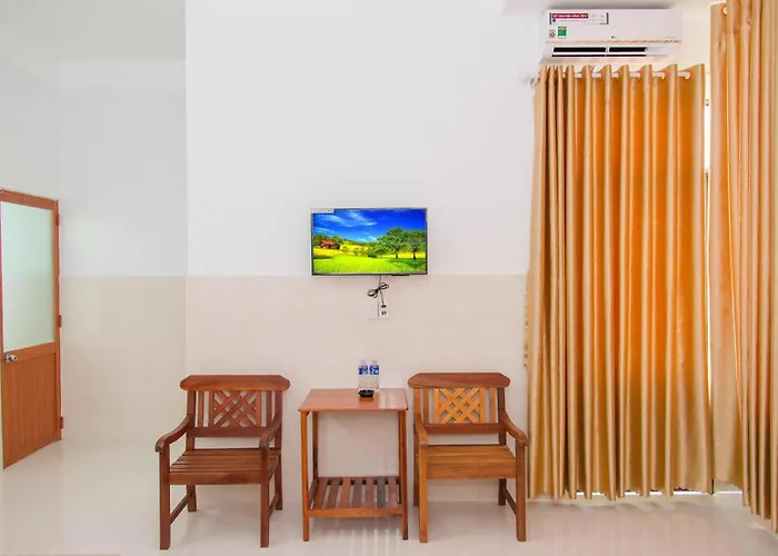 Thu Hien Hotel Pleiku - By Bay Luxury Plei Holang