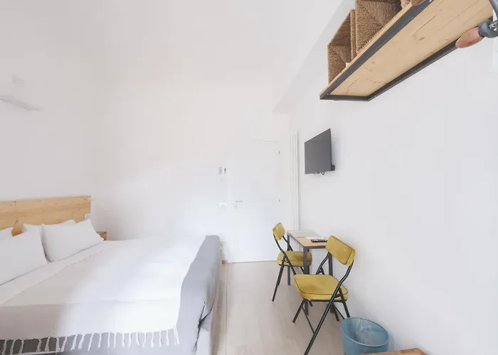 Central Savona B&B