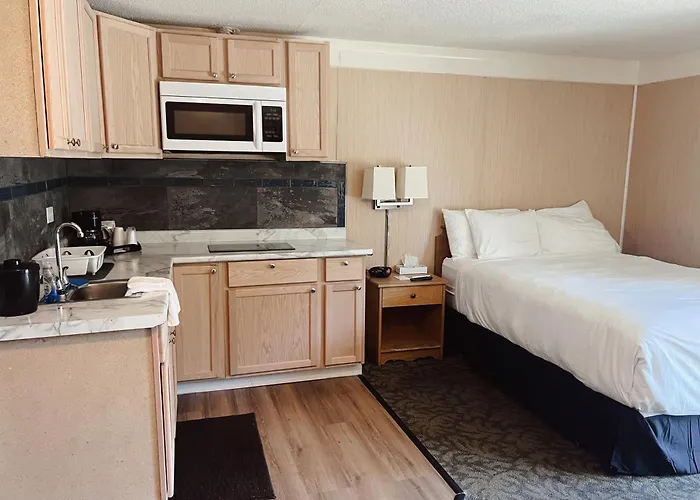 Hampton Motel