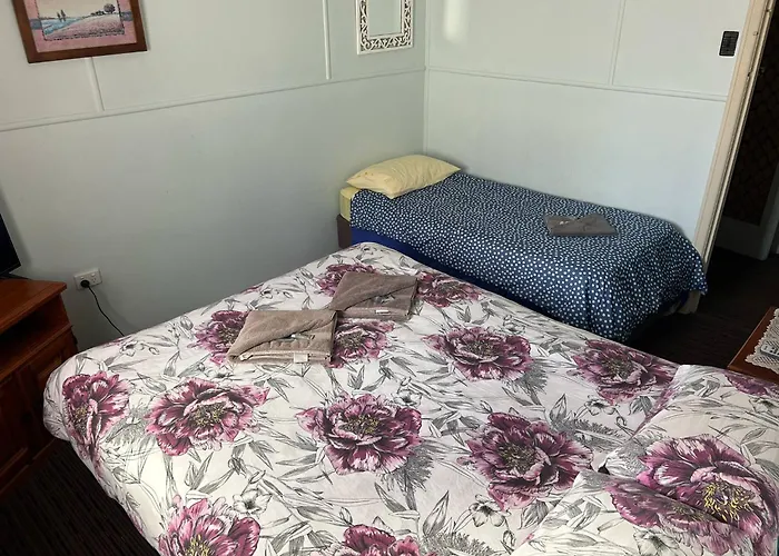 Gundy Pub & Caravan Park Gundiah