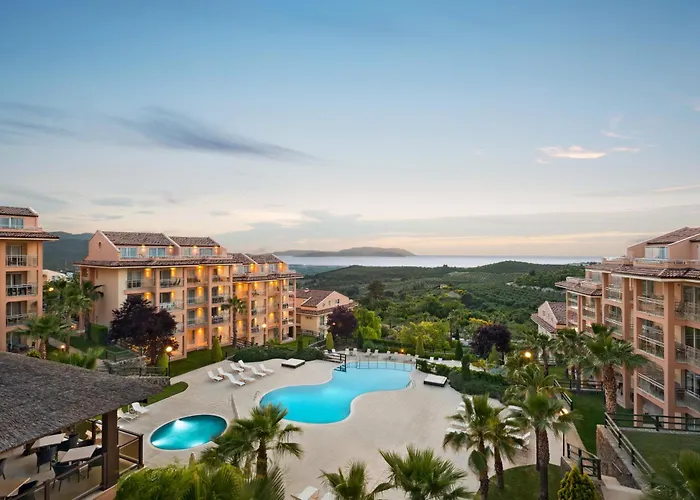 Unique Residence Hotel Golf And Spa