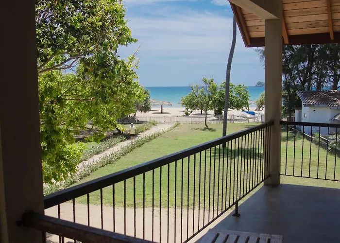 Pigeon Island Beach Resort And Spa Nilaveli