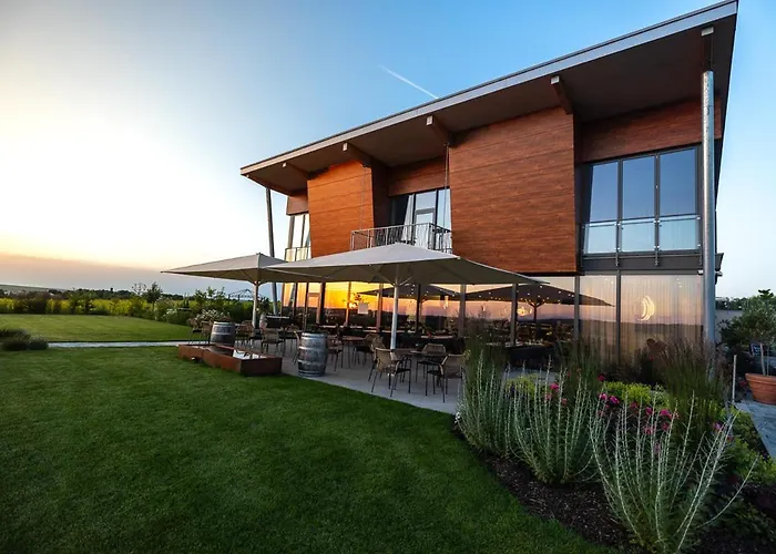 Weinzuhause Hotel-Restaurant-Vinothek