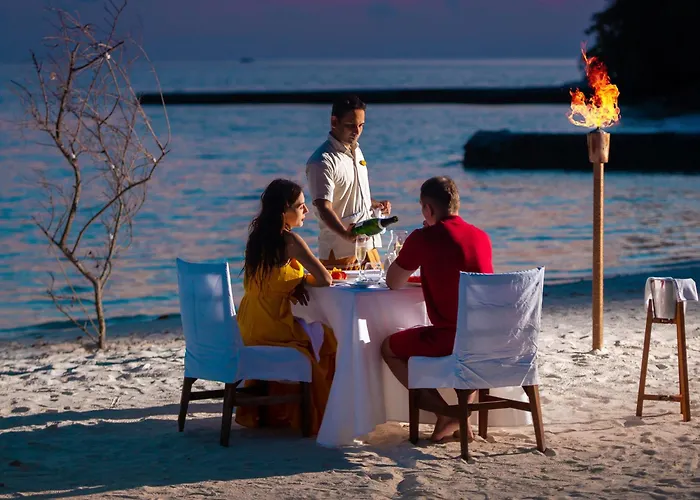 Makunudu Island- An Intimate Hideaway
