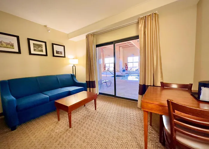 Comfort Inn & Suites Black River Falls I-94