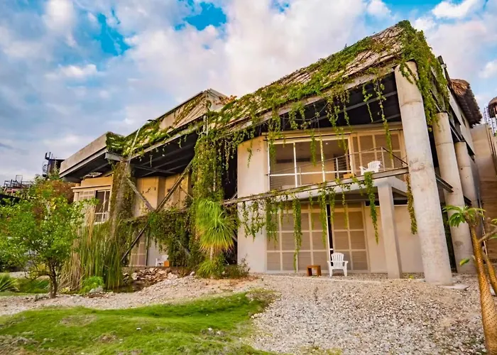 Casa Cascada - Adults Only
