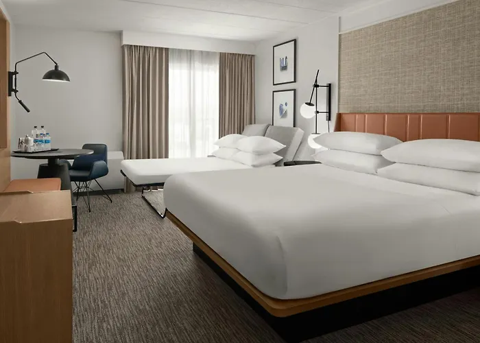 Sheraton Milwaukee Brookfield