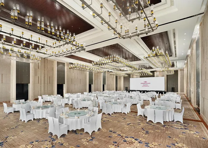 Crowne Plaza Chengdu West By Ihg Hotel
