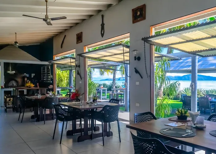 Aroha Taveuni Beachfront Bures
