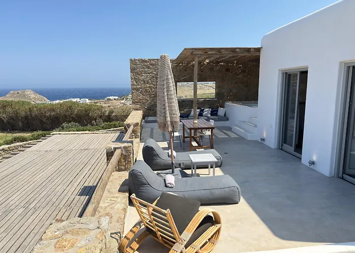 Myconian Crown Suites