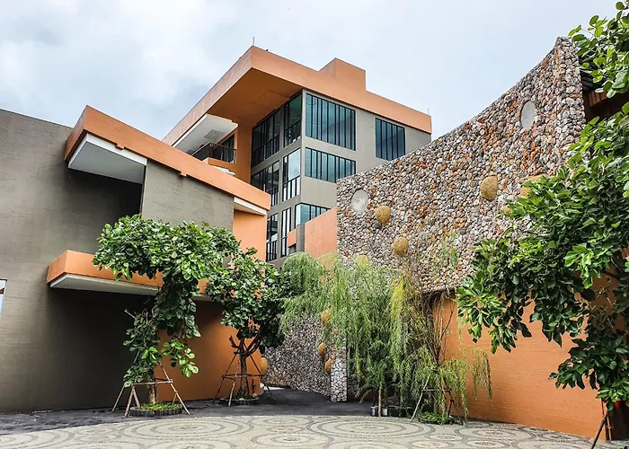 Rachabhura Hotel