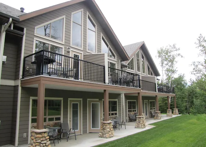 Elkwater Lake Lodge And Resort