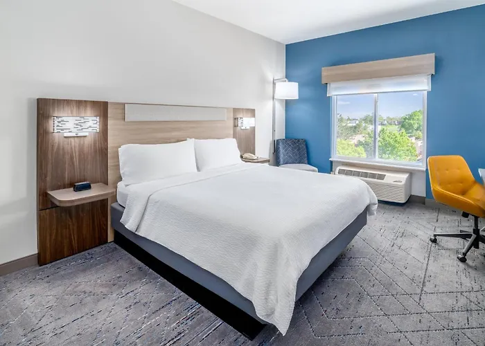 Holiday Inn Express & Suites Denver North - Thornton By Ihg