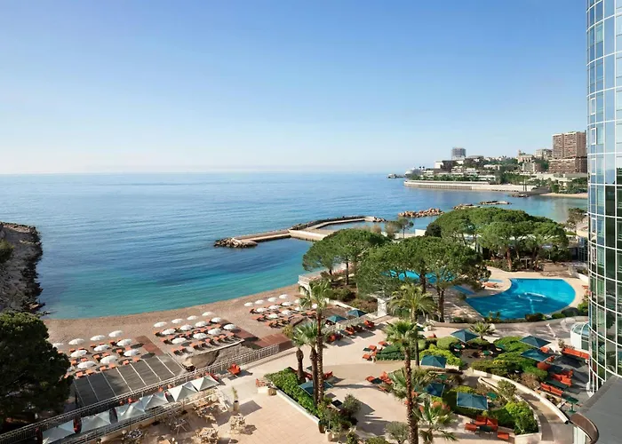Le Meridien Beach Plaza