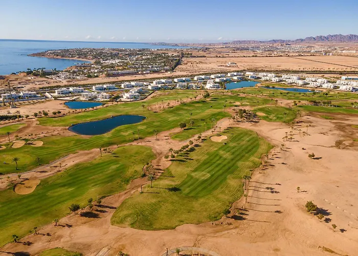 Pickalbatros Golf Luxury Suites