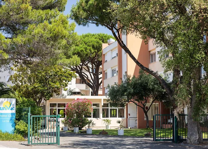 Hotel Club Le Capet