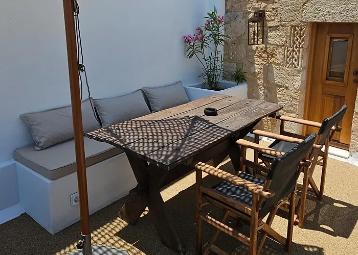Villa Aphrodite Lindos Suites