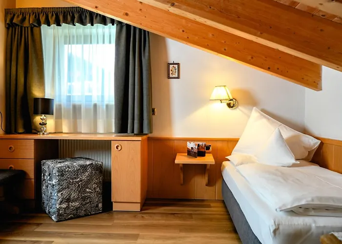 Hotel Dorfer Alpine&Charming Selva di Val Gardena