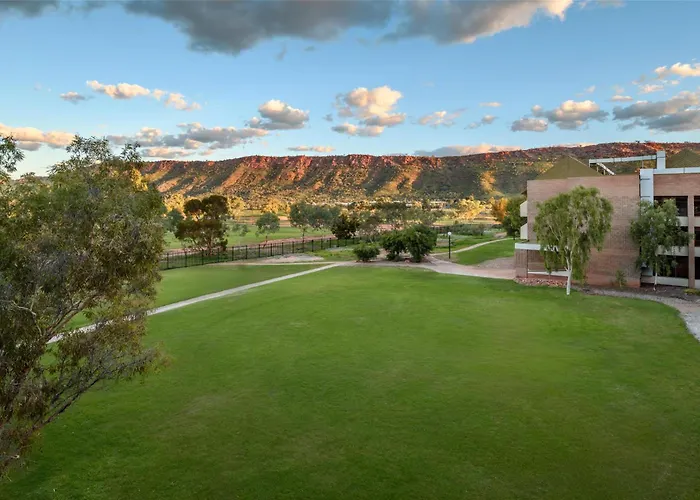 Doubletree By Hilton Alice Springs Hotel