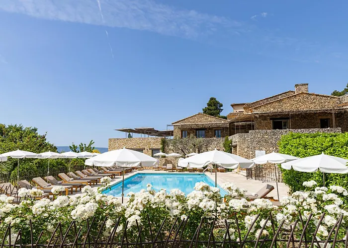 Mas des Herbes Blanches Hôtel&Spa – Relais&Châteaux Joucas
