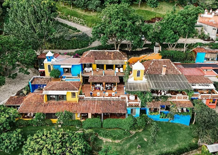 Hotel Casa Palopo