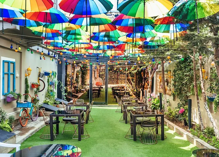 Ivy Garden Hotel Baky